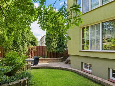 BLIŹNIAK SKRAJNY PRZY LESIE-NOWE MIASTO-196m2+85m2