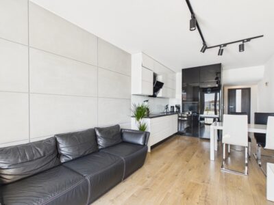 3 pokoje dwustronne, balkon, tramwaj, Żurawiniec